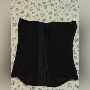 SKIMS Black Shapewear Corset 2X
